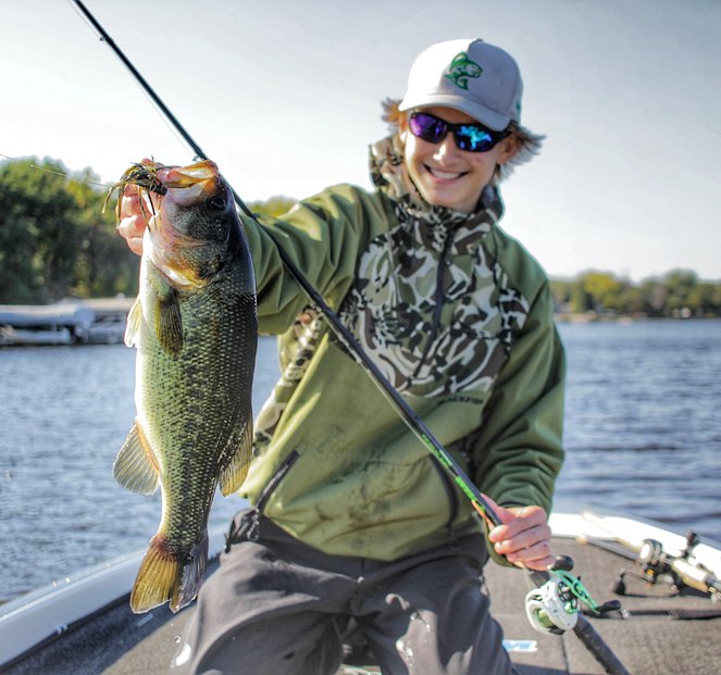 Minnesota Largemouth Bass Fishing - Guided Bass Trips - Minnesota's ...